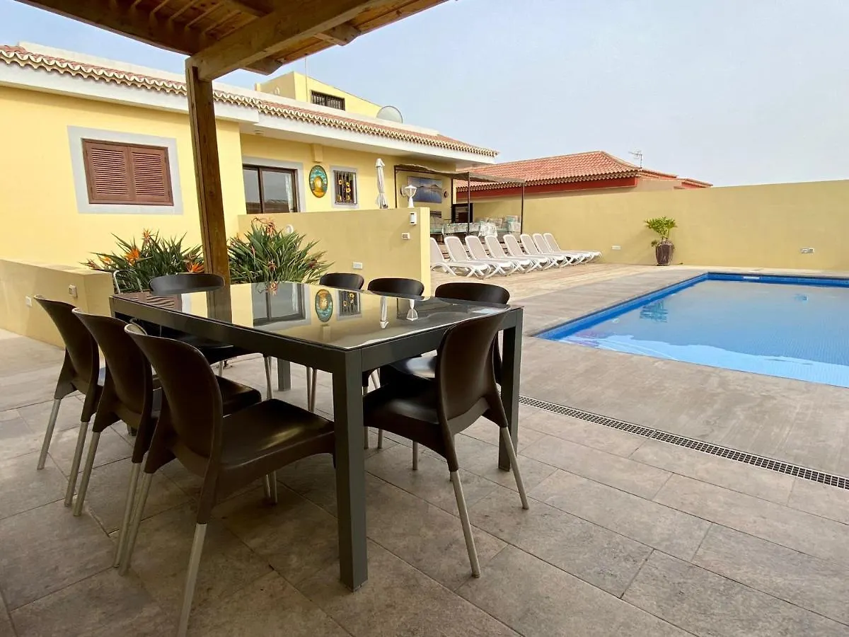 Vivienda Vacacional Tinizara Arona  0*, Arona (Tenerife) Spain