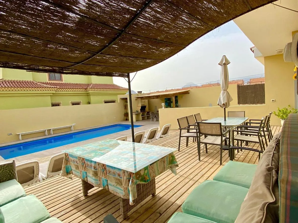 Vivienda Vacacional Tinizara Arona  Villa Arona (Tenerife)